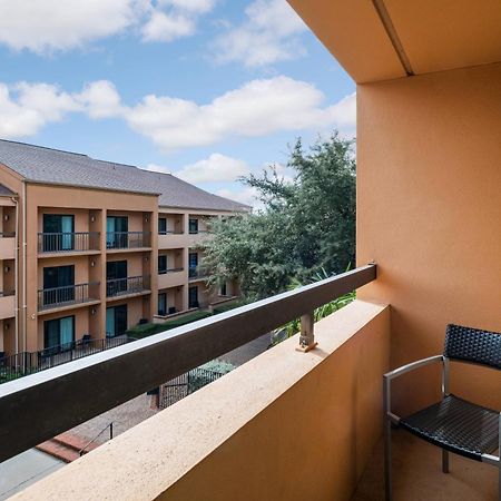 Готель Courtyard By Marriott San Antonio Medical Center Екстер'єр фото