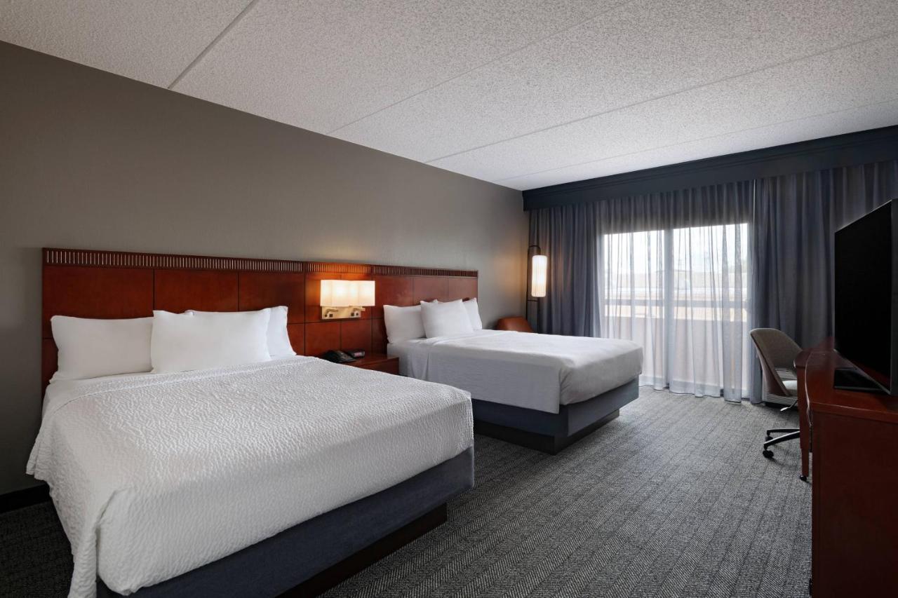 Готель Courtyard By Marriott San Antonio Medical Center Екстер'єр фото