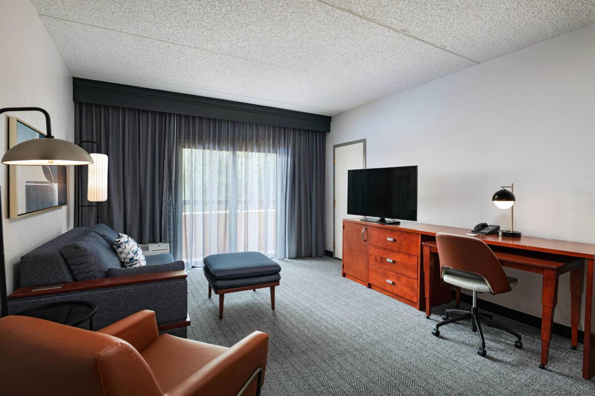 Готель Courtyard By Marriott San Antonio Medical Center Екстер'єр фото