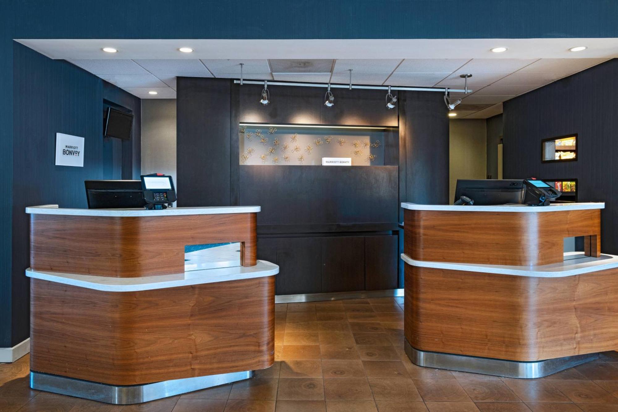 Готель Courtyard By Marriott San Antonio Medical Center Екстер'єр фото